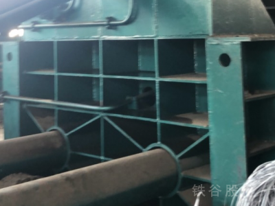 現(xiàn)代220挖機(jī)，華宏200噸圖6