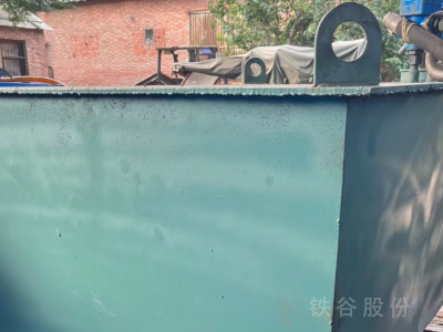 江陰產(chǎn)250噸立式打包機(jī)，包塊1.1?1.6米圖4